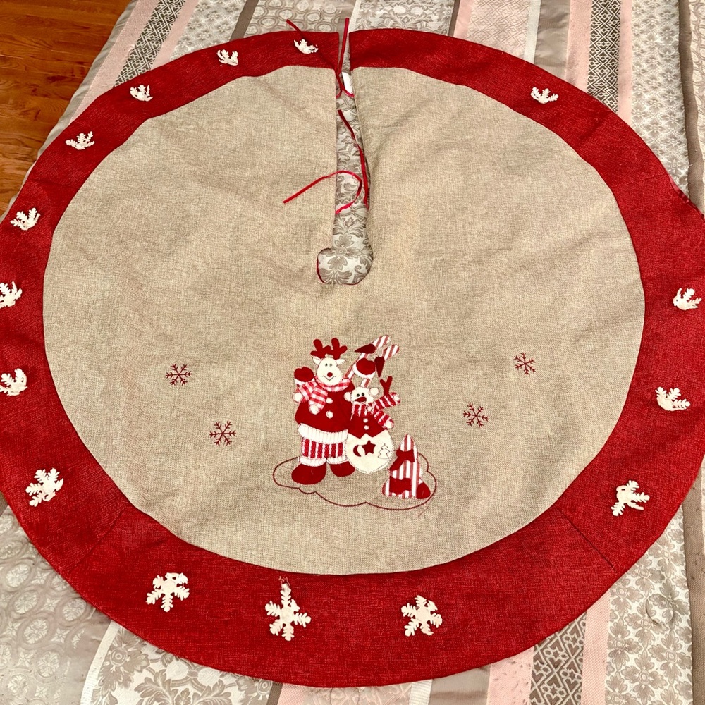 Festive Red and Tan Christmas Tree Skirt